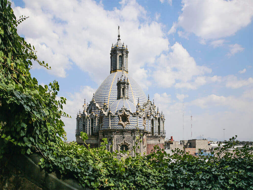  Tour the two cultures: Basilica of Guadalupe and Visit Teotihuacan with Tlatelolco