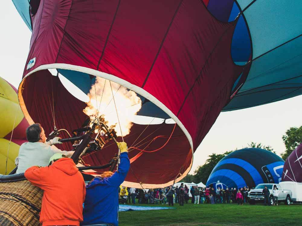Hot -Air Balloon Flight over Teotihuacan Pyramids