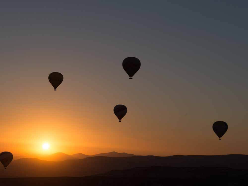 Hot -Air Balloon Flight over Teotihuacan Pyramids